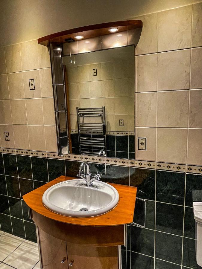 Cathedral Apartment Inverness Esterno foto